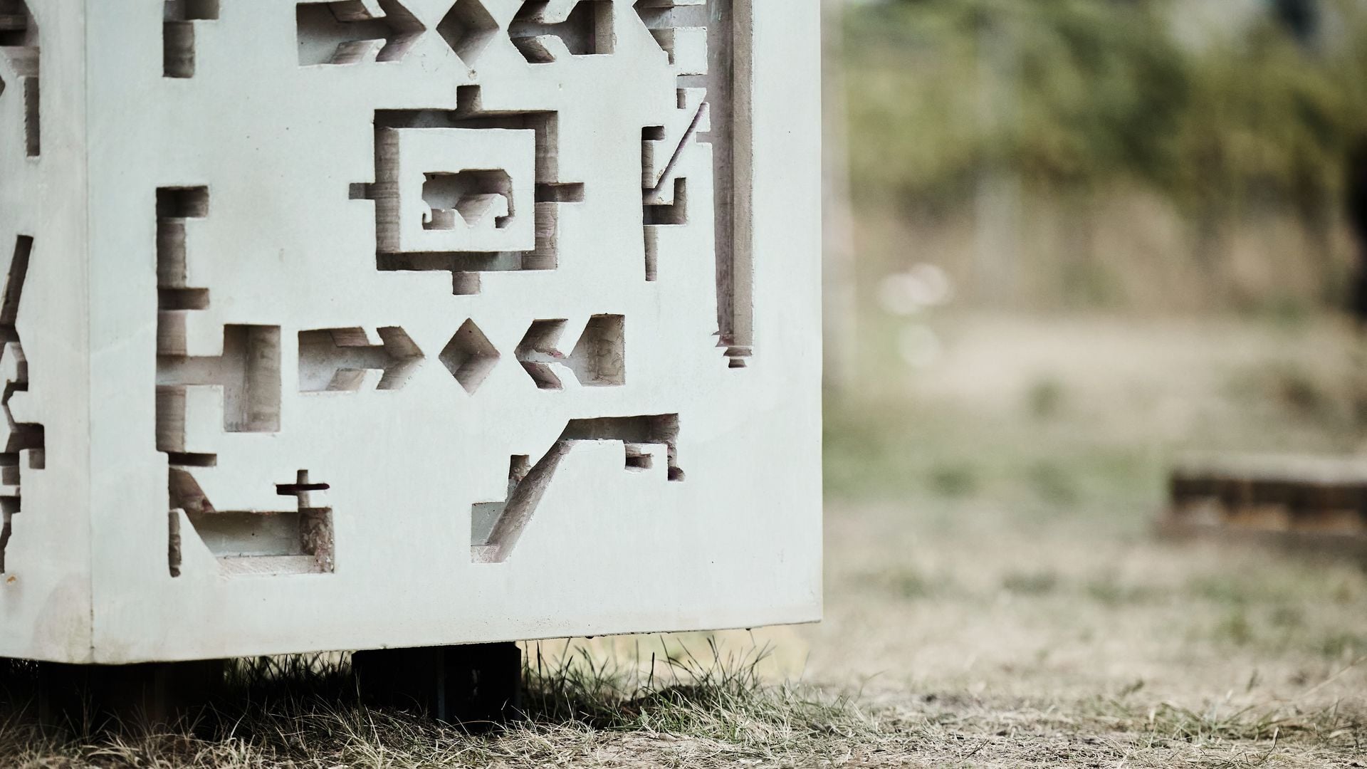 Tamami zabanha be donbale khaanei hastand - All language is a longing for home - Detail 2